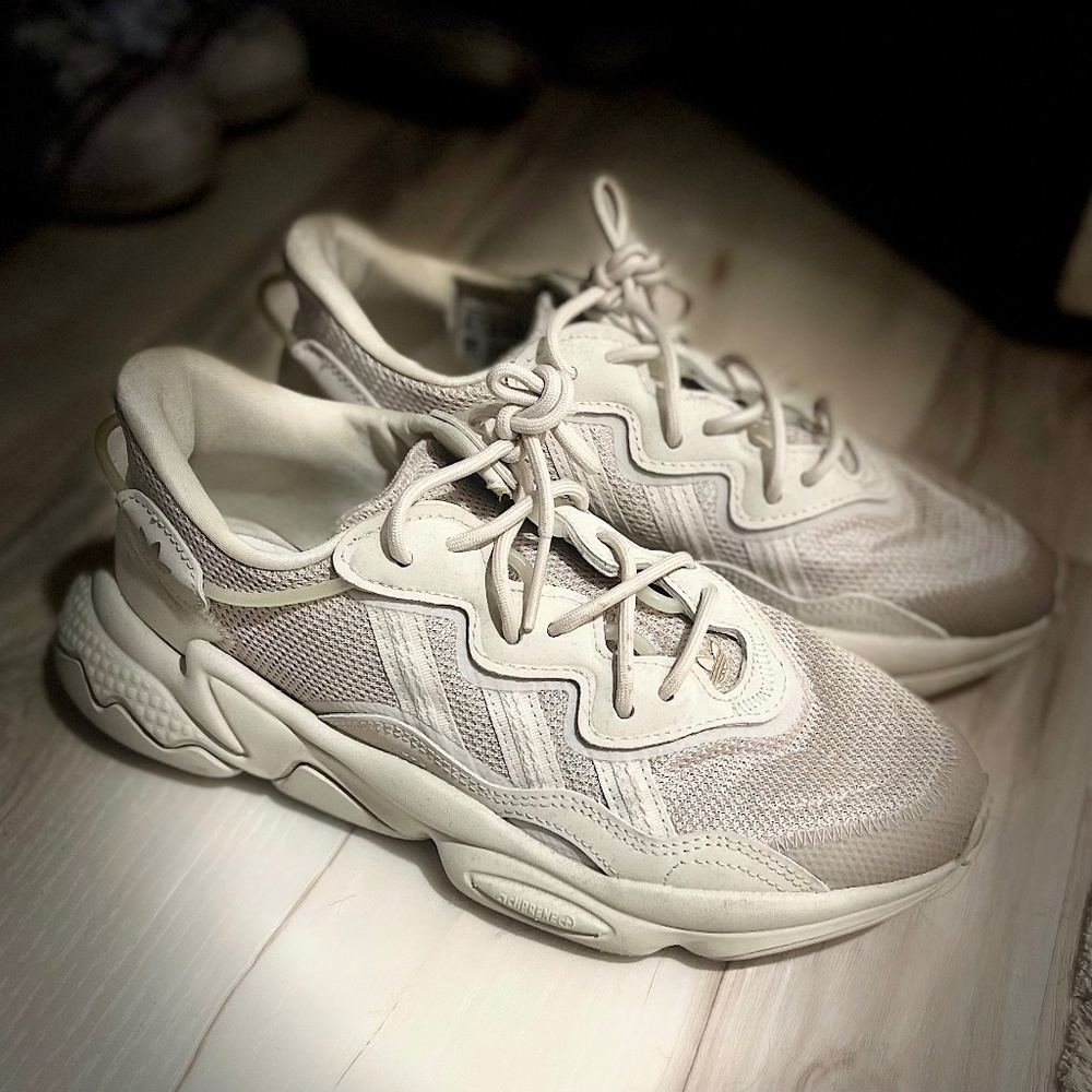 Adidas Ozweego, size 9